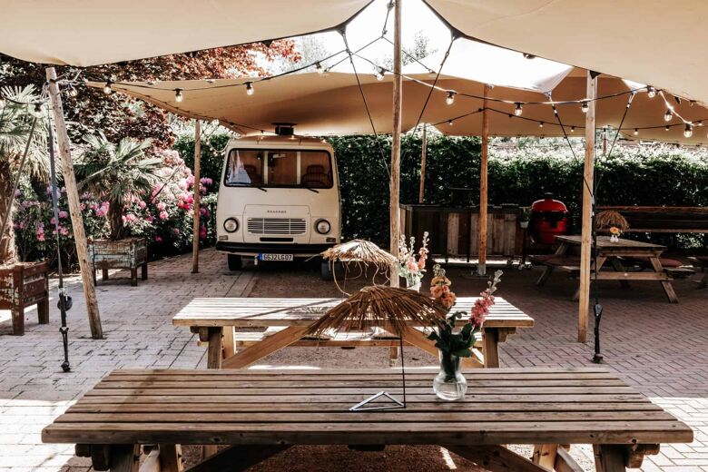 Watergoed-Jachtkamer-terras-scaled