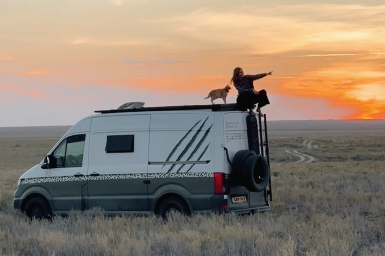 Kazakhstan steppe zonsondergang