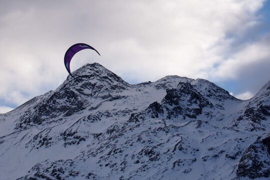 6. Snowkiting